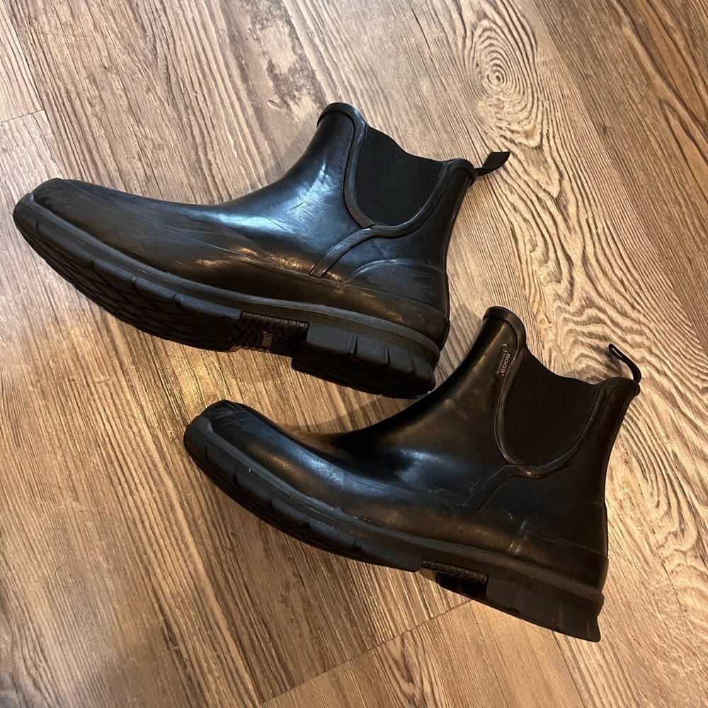 Bog ankle rain boots